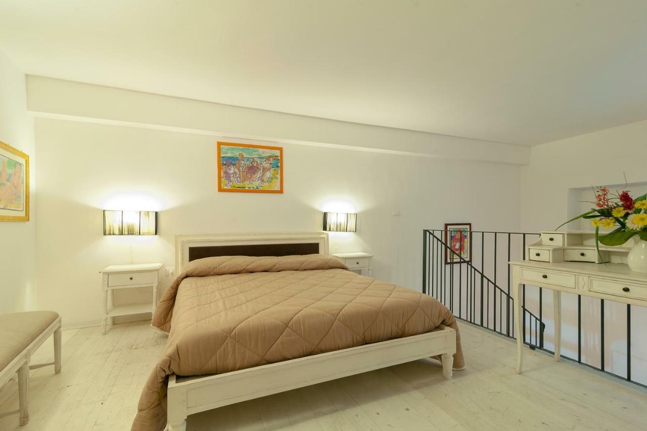 Salotto Dei Baroni Apartment Lecce Exterior photo